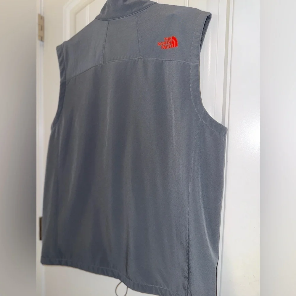 The North Face Men's Apex Bionic Vest Large in gray and Orange